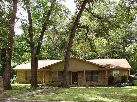 1st image of 2705 Clendenen Ln