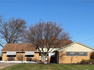 22590 Hilliard Blvd, Rocky River, OH