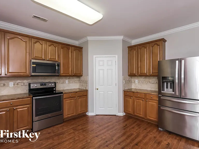 7347 Lamplighter Close Dr — Photo 7