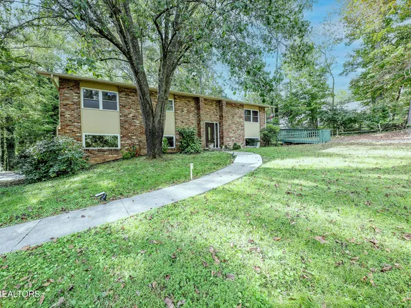 102 Norway Ln, Oak Ridge, TN 37830