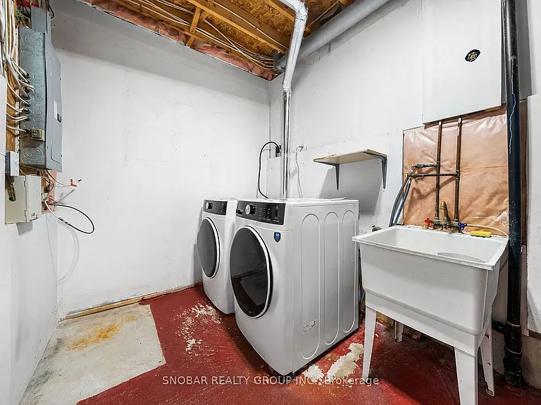 1480 Britannia Rd W #51 — Photo 27