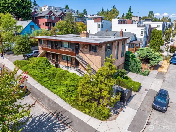 4301 Whitman Avenue N, Seattle, WA 98103