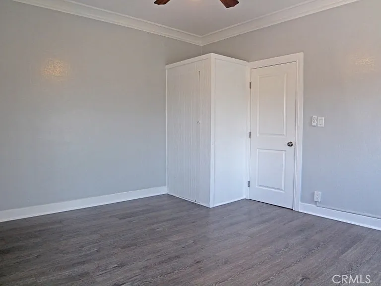 3111 Kenwood Ave — Photo 12
