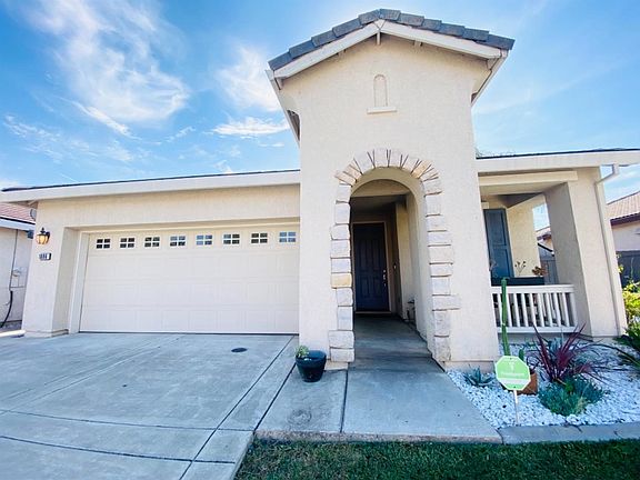 2nd image of 1806 Zurlo Way