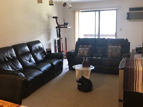 2nd image of 300 Country Club Ln #29-2