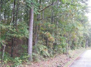 303 Stanfield Rd, La Fayette, GA 30728