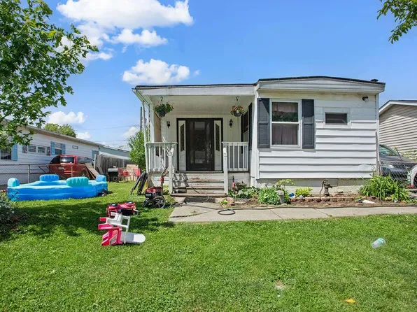 2284 Maureen Blvd S, Columbus, OH 43207