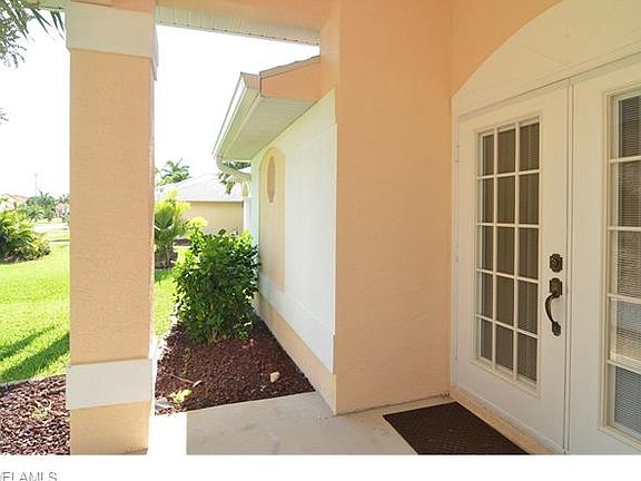 3rd image of 1729 SW 50th Ter