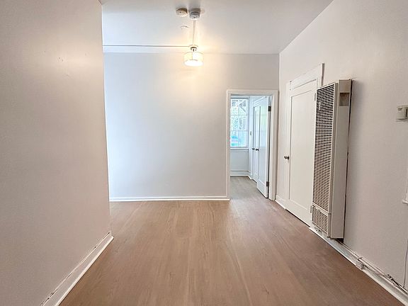 5th image of 407 Lyon St Unit A