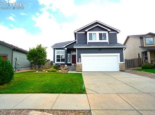 6907 Shimmering Leaf Rd, Colorado Springs, CO 80908