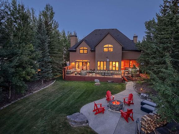 3rd image of 27 E Snowberry Gate