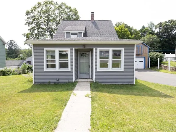 142 Porter Street, Watertown, CT 06795