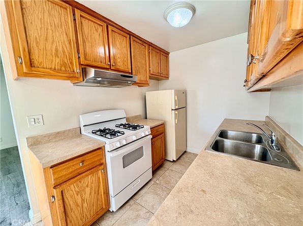 3357 N Butterfield Ave