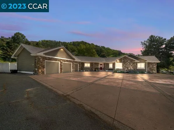 4161 Leon Dr, Clayton, CA 94517