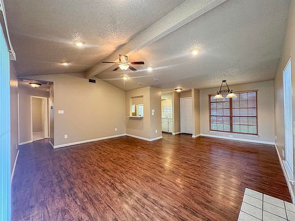 3rd image of 9306 Trailridge Dr