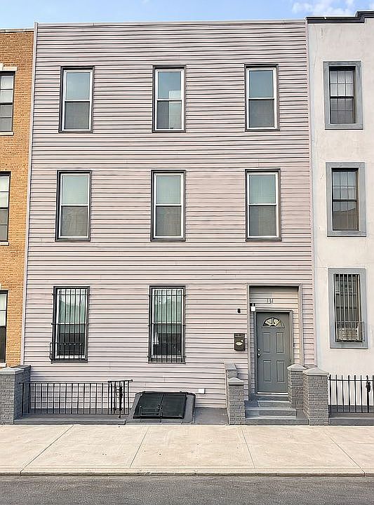 1st image of 131 20th St