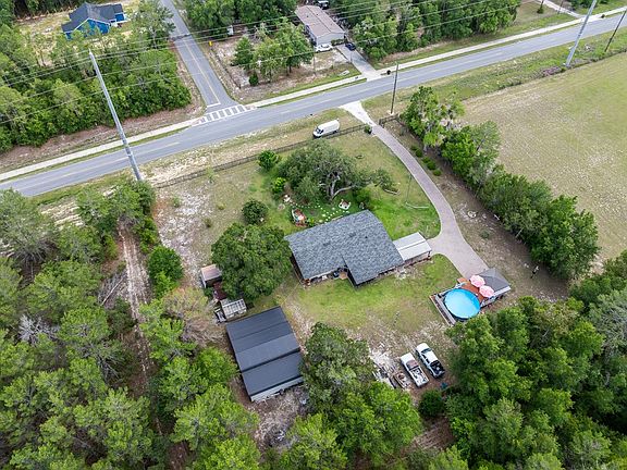 4th image of 261 Ishie Ave