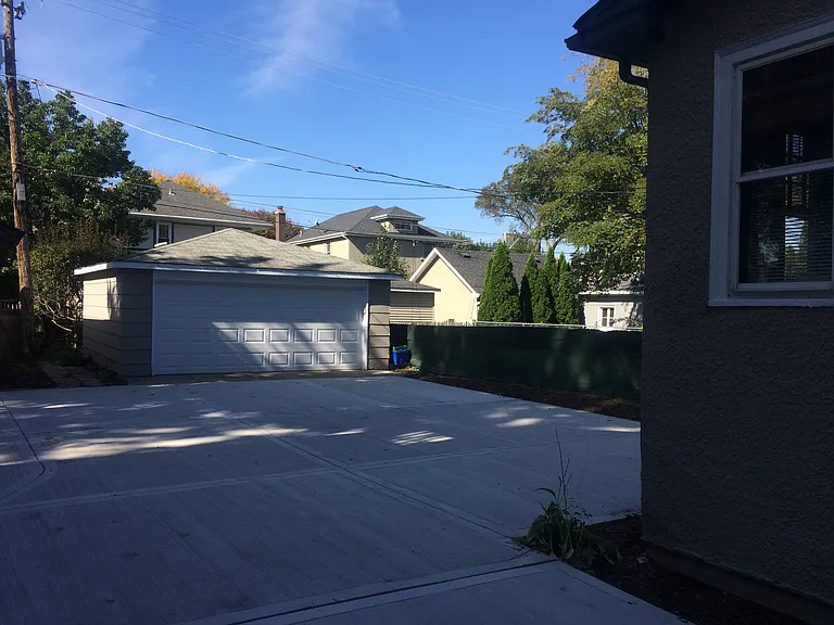 44 N Spring Ave #HOME — Photo 2