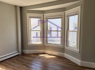 175 Pine St #1, Lewiston, ME 04240