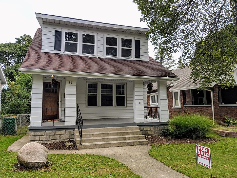 1st image of 28 Richards Ave NW