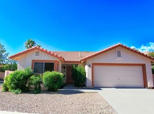 9992 N Woodstone Trl, Tucson, AZ 85742