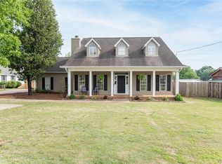3951 Mitt Lary Rd, Northport, AL 35475