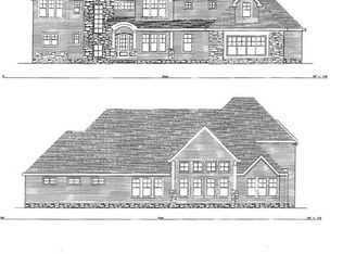 106 Forest Gate Dr, Perrysburg, OH 43551