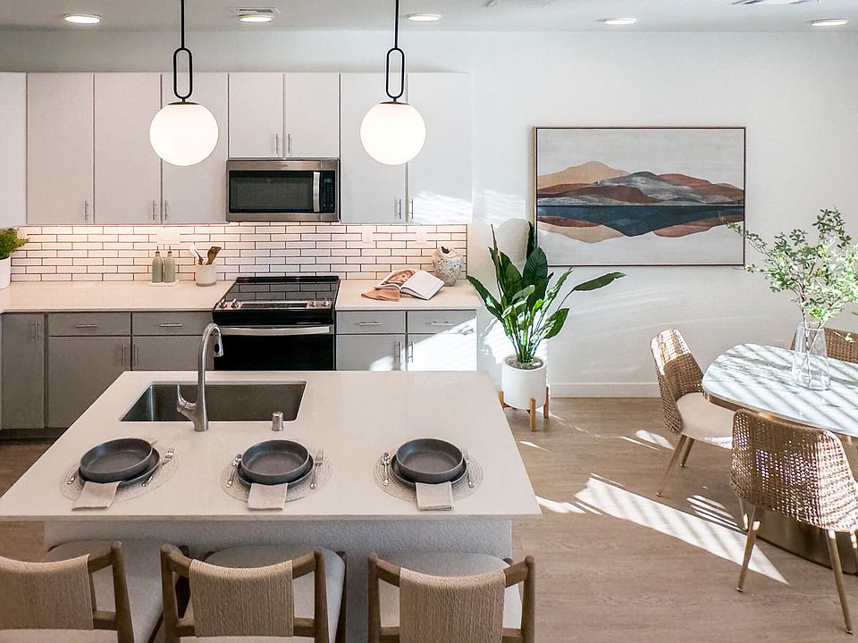 The Charlie ABQ apartments community photo