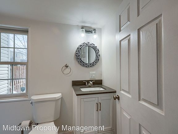 5th image of 1329 James St