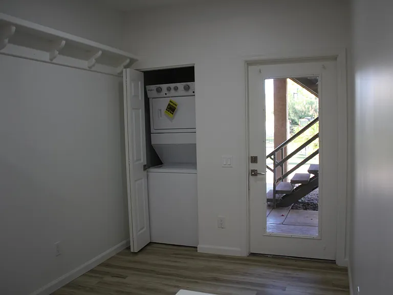 101 N 7th St #184 — Photo 24