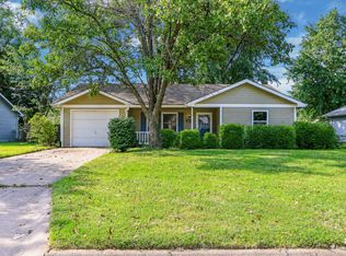 2316 Spain Dr, Manhattan, KS 66502