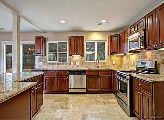 3rd image of 992 Joplin Dr