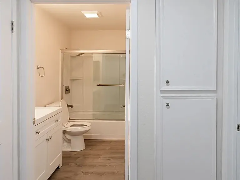 9719 Riverview Ave #4 — Photo 21