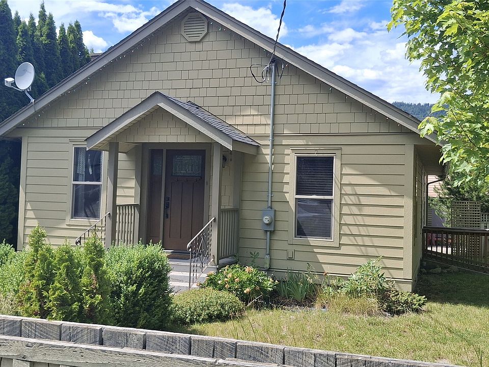 1st image of 846 Okanagan Ave