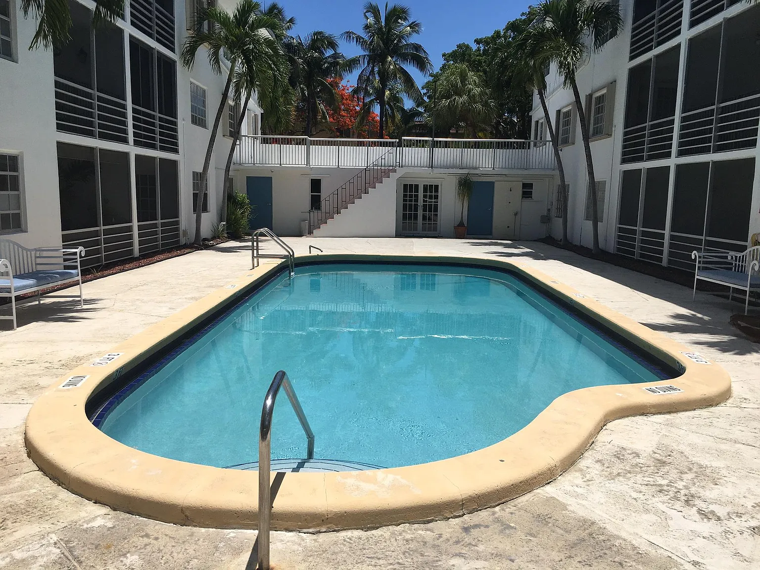 2 bed, 1109 sqft, $3,500 — Photo 2