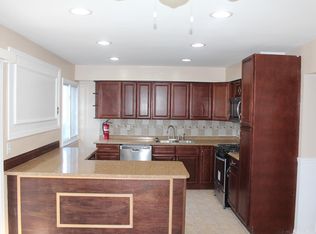 A12 Georges Rd, Dayton, NJ 08810