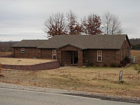 3rd image of 296 Highway 289 S