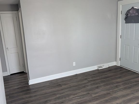 2nd image of 138 Dalton St
