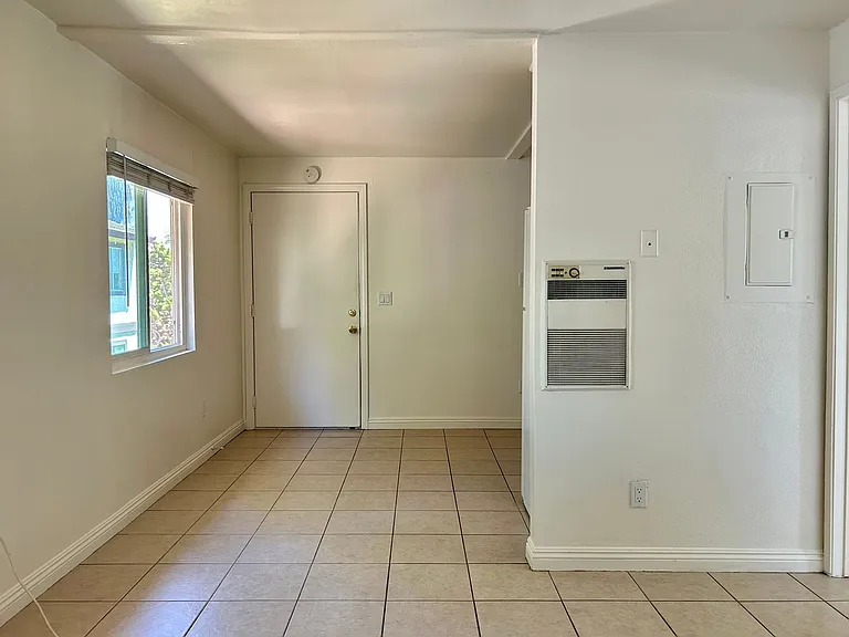 114 - Robert Hammond (Santa Paula) — Photo 7