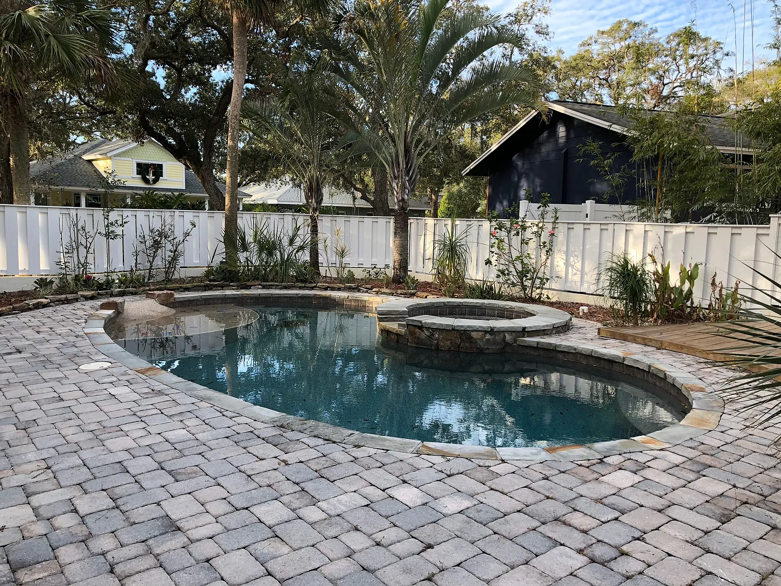 3 bed, 1839 sqft, $3,995 — Photo 2