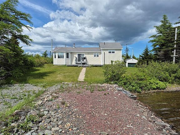 2nd image of 25 Ocean Pond Road