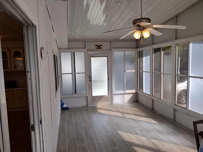 925 Beechwood Ave — Photo 7
