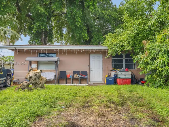 1947 SW 63rd Ter, North Lauderdale, FL 33068