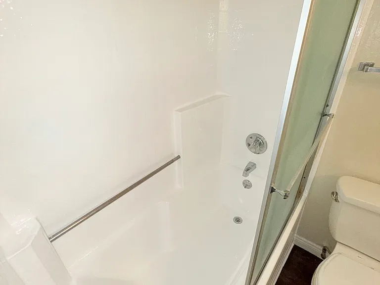 515 E Elmwood Ave #107 — Photo 15