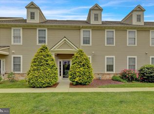 214 Springmont Dr, Wyomissing, PA 19610