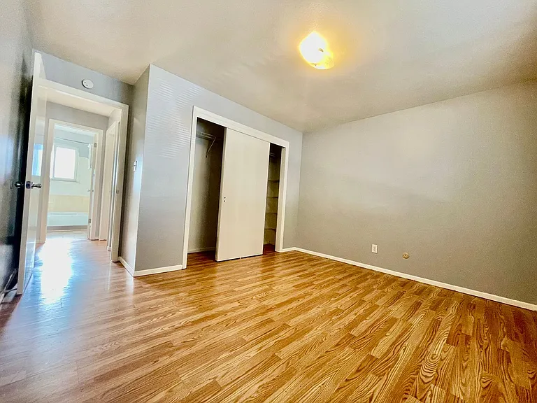 1035 Magnolia St #B — Photo 7
