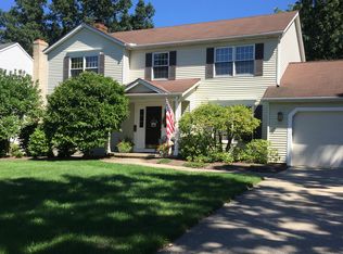 6269 Azalea Cir, Solon, OH 44139