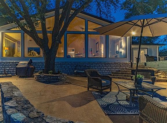 3rd image of 5123 Fairway Cir