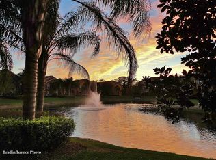8836 Villa View Cir APT 301, Orlando, FL 32821