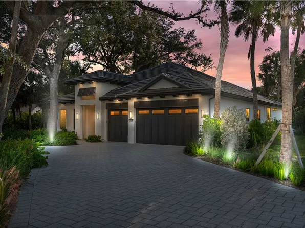 9193 Seaglass Ct, Vero Beach, FL 32963